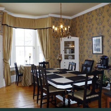 Quartermain House Bed & Breakfast Fredericton Eksteriør billede