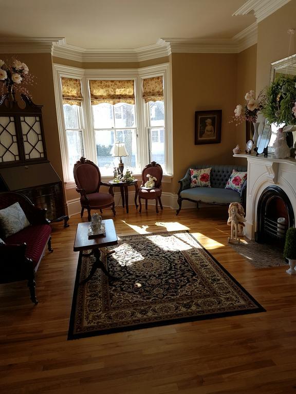 Quartermain House Bed & Breakfast Fredericton Eksteriør billede