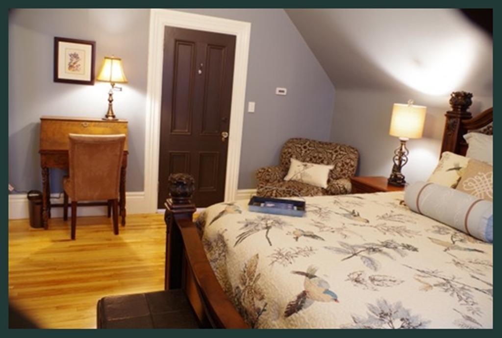 Quartermain House Bed & Breakfast Fredericton Eksteriør billede
